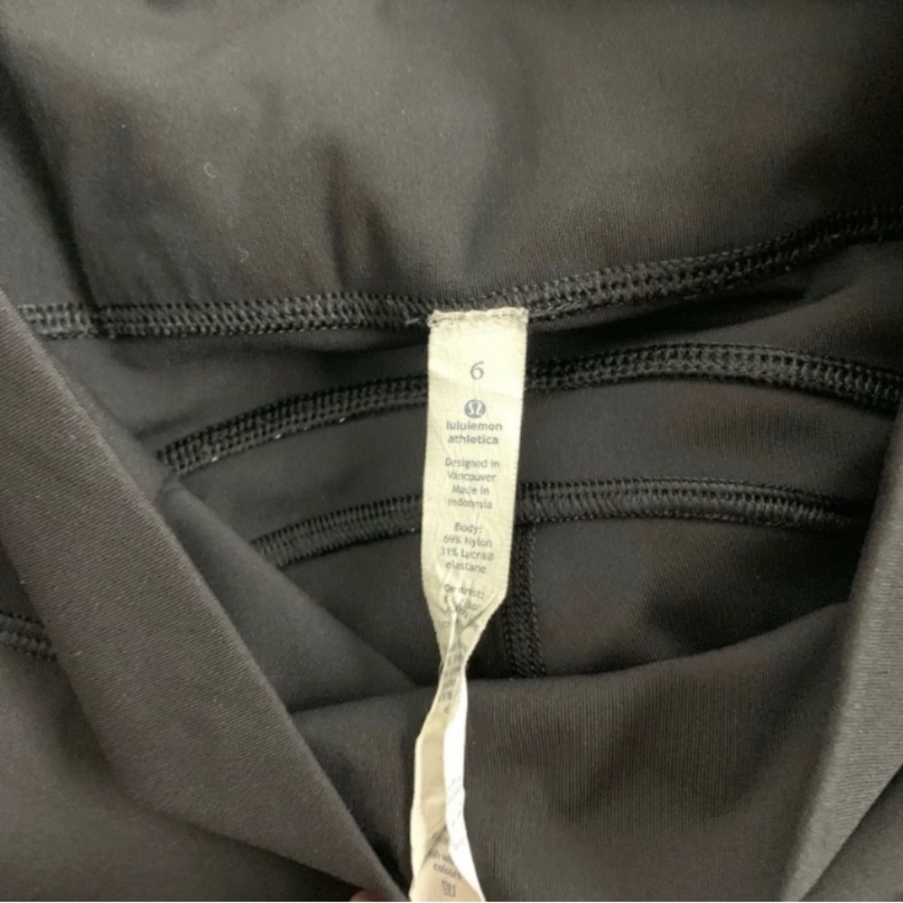 Bundle Lululemon Capri Leggings 6 Green & Black. - Picture 6 of 9